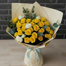 Букет цветов из:  Розы в Зеленогорске Ленинградской области