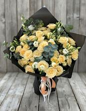 Букет цветов из:  Розы и Лизиантусы в Зеленогорске Ленинградской области