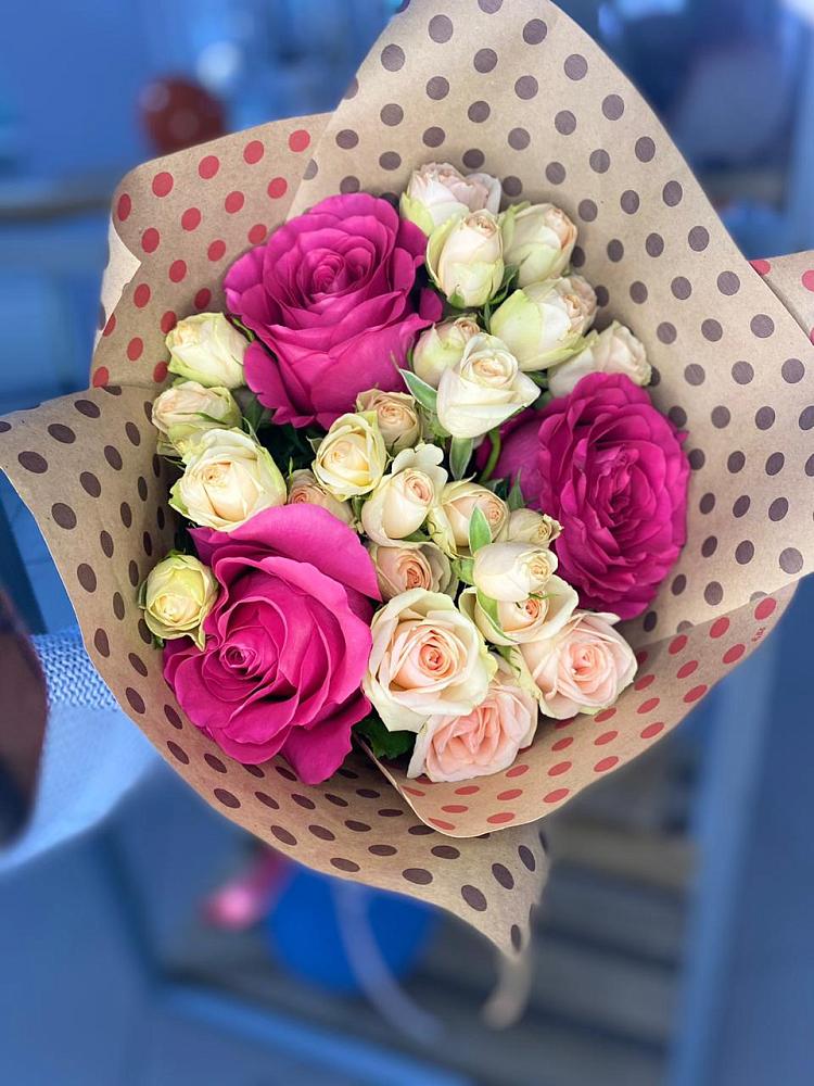 Букет цветов из: Розы в Зеленогорске Ленинградской области