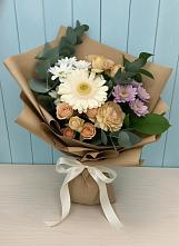 Букет цветов из:  Герберы и Хризантемы в Зеленогорске Ленинградской области
