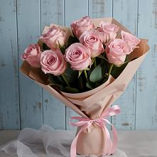 Букет цветов из:  Розы в Зеленогорске Ленинградской области
