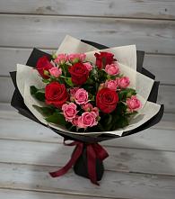 Букет цветов из:  Розы в Зеленогорске Ленинградской области