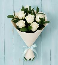 Букет цветов из:  Розы в Зеленогорске Ленинградской области