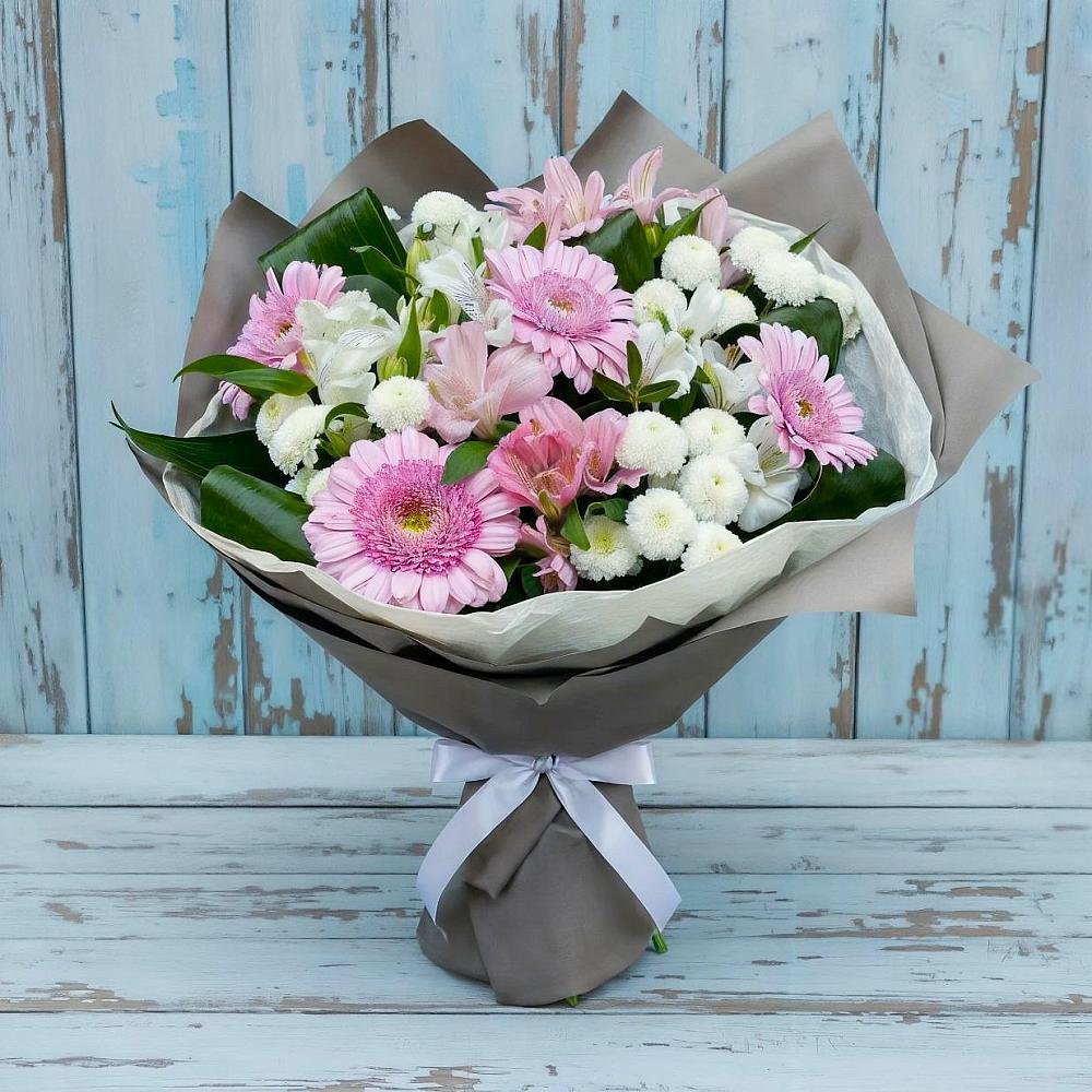 Букет цветов из: Герберы, Альстромерии и Хризантемы в Зеленогорске Ленинградской области