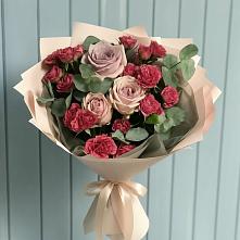 Букет цветов из:  Гвоздики и Розы #REPLACE_PRED# Зеленогорске Ленинградской области