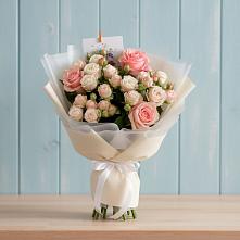 Букет цветов из:  Розы в Зеленогорске Ленинградской области