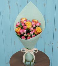 Букет цветов из:  Розы в Зеленогорске Ленинградской области